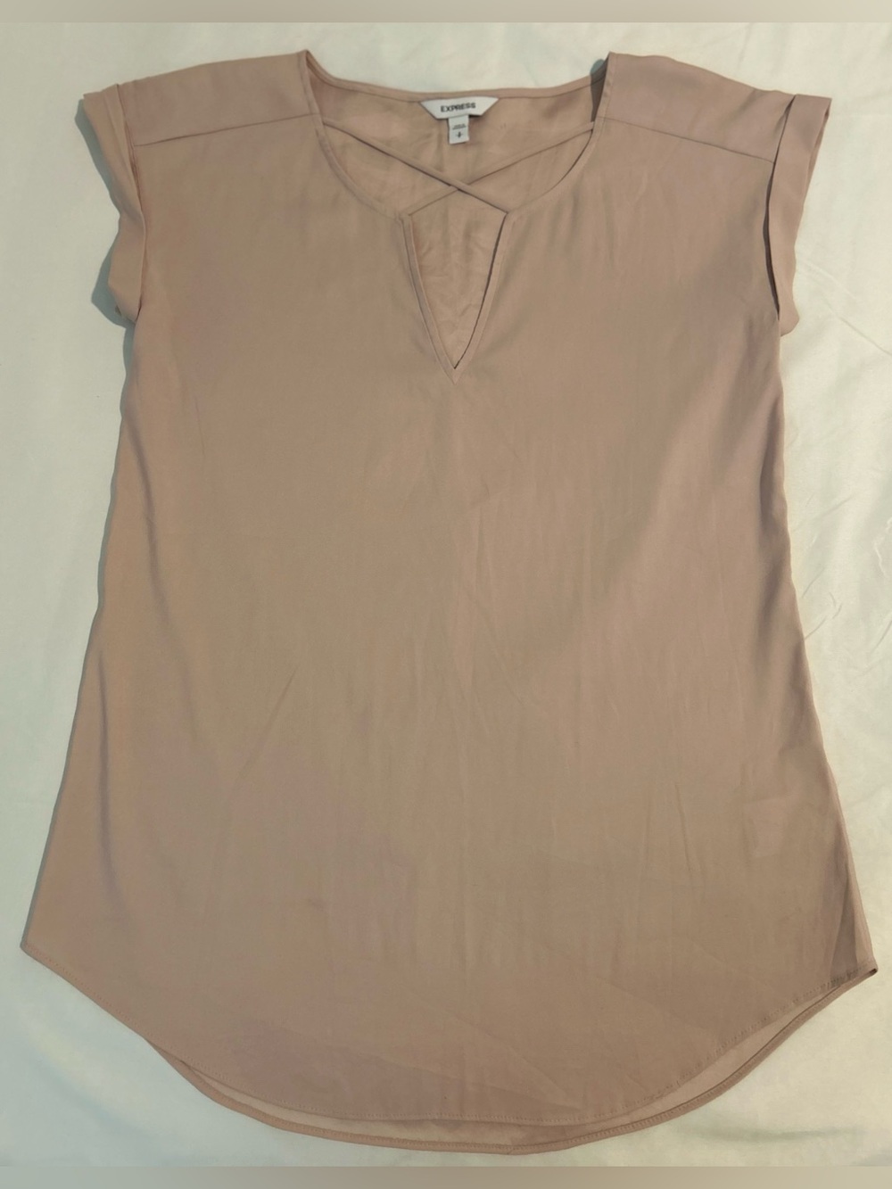 Express Women’s Small Blush Pink V Neck Short Sleeve Top